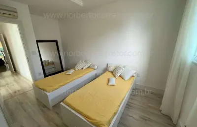 Apartamento à venda na Rua 1208, 240, Meia Praia, Itapema