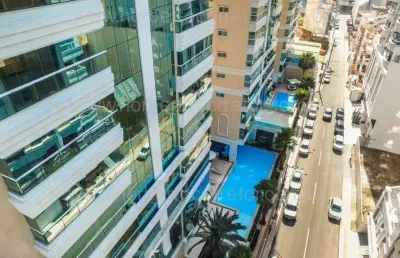 Apartamento à venda na Avenida 294, 220, Meia Praia, Itapema