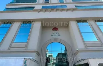 Apartamento à venda na Rua 250, 536, Meia Praia, Itapema
