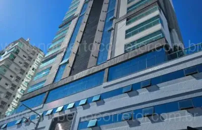 Apartamento à venda na Rua 232/234, 485, Meia Praia, Itapema
