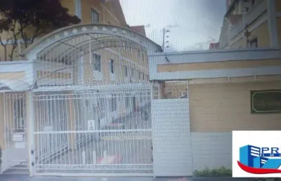 Sobrado desocupado em condominio fechado na mooca excelente localização