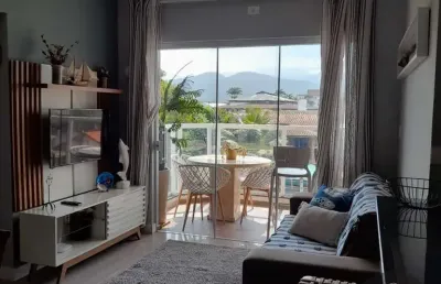 Apartamento mobiliado à venda no centro de ubatuba/sp!