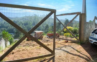 Terreno à venda no Clube dos Oficiais, Suzano 