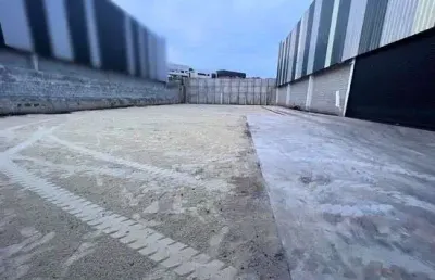 Barracão / Galpão / Depósito com 4 salas para alugar na Avenida Dellapar, Portão, Arujá