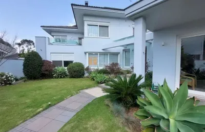 Casa em condomínio, 04 dormitórios, bairro interlagos em  caxias do sul - rs
