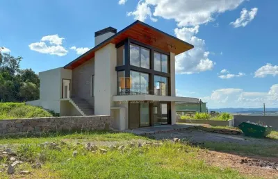 Casa mira 03 dormitórios, vale dos vinhedos em bento gonçalves - rs