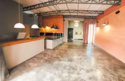 Sala comercial para alugar na Rua Alemanha, 155, Catiapoa, São Vicente