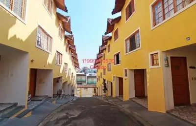 Sobrado de condominio 2 quartos 2 suites 2 vagas quintal facil acesso ao metro fl55
