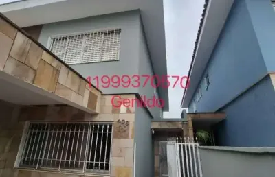 Sobrado 3 quartos 1 suite 2 vagas quintal aceita pet facil acesso ao metro fl55