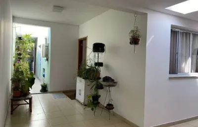 Oportunidade única: sobrado amplo com quintal e churrasqueira fl43