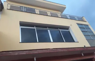 Sobrado 3 quartos 3 banh 4 vagas                 fl21