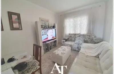 Sobrado 3 dormitórios (1 suite) com 2 vagas - churrasqueira e amplo quintal