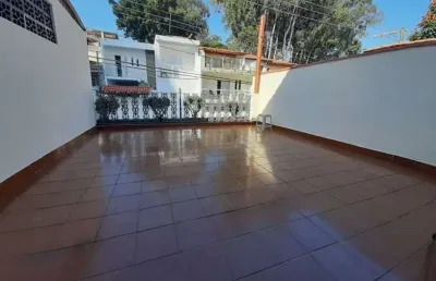 Vendo sobrado,  3 dorms, 1 suite, 2 vagas, quintal - fl22