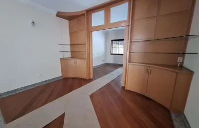 Sobrado jardim peri peri: 210 metros, 4 dormitórios, 3 vagas