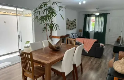 Vendo sobrado em condomínio,  3 dorms, 1 suite, 2 vagas, churrasqueira, lazer completo - fl22