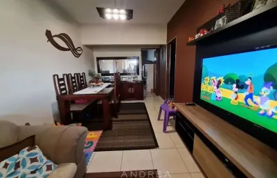 Casa térrea - 2 dormitórios com 2 vagas e edicula (2 dorm, cozinha, sala)