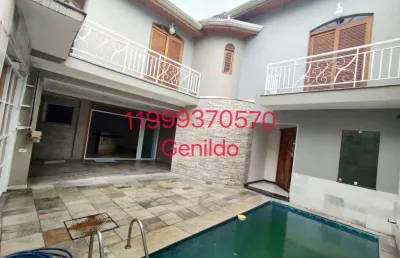 Sobrado com piscina 4 quartos 1 suite master 3 vagas  salao de festa salatv aceita pet churrasqueira