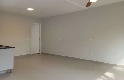Excelente casa térrea 140m² localização privilegiada, 03 dormitórios , 01(suíte) e duas vagas -fl38