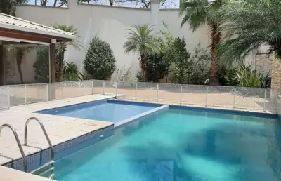 Vendo sobrado em condomínio,  parque dos príncipes, 5 suítes, piscina, quintal - fl22