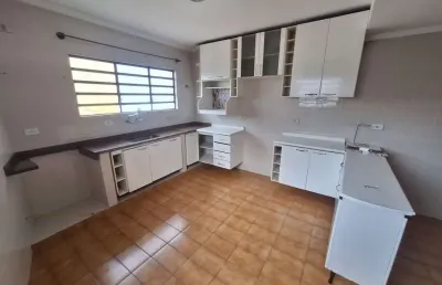 Casa com 2 quartos para alugar na Rua Professor Mira Y Lopes, 21, Jardim Bonfiglioli, São Paulo