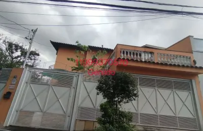 Sobrado de esquina 3 quartos 1 suite ediculara próximo do metro fl55 com sacada quintal 3 vagas