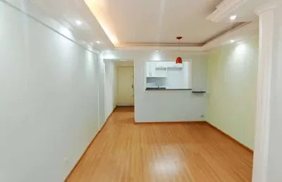 Apartamento com 3 quartos para alugar na Avenida Marechal Fiuza de Castro, 435, Jardim Pinheiros, São Paulo
