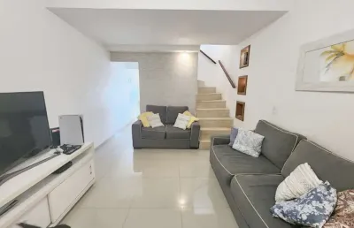 Sobrado com 2 quartos e 1 banheiro à venda, 122 m² venda - fl38
