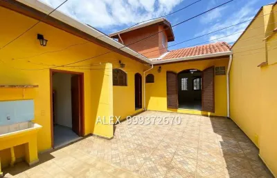 Casa térrea ! 4 quartos - 2 suítes  3  vagas cobertas -  butantã -metro butanta
