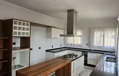 Casa em condomínio fechado com 3 quartos para alugar na rua comendador alberto bonfiglioli, 16, parque frondoso, cotia, 200 m2 por r$ 11.000