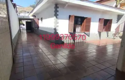 Casa terreá  mobiliada 3 quartos 2 suites 4 banheiros 6 vagas  edicula '.5km do metro aceita petfl55