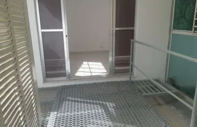 Casa em condomínio fechado com 2 quartos para alugar na rua armando d'almeida, 56, jardim rizzo, são paulo, 160 m2 por r$ 3.700