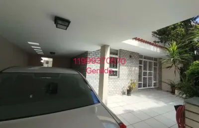 Casa terreá  com 3 quartos 4 vagas edicula escritório  churrasqueira fácil acesso ao metro fl55