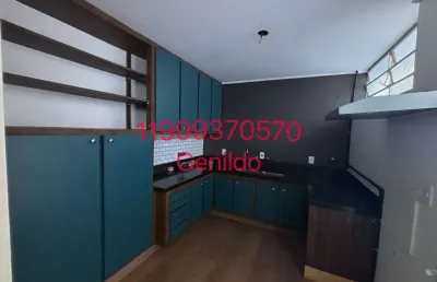 Casa com piscina, 3 quartos, 1 suites 4 vagas ar condicionado armários planejados,   aceita pet fl55