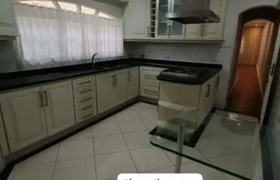 Casa em condomínio fechado com 3 quartos para alugar na Rua William Sabino, Jardim Monte Kemel, São Paulo