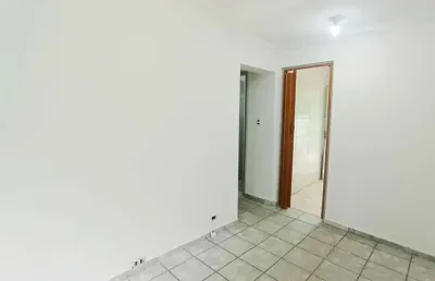 Casa 2 quartos com quintal entrada compartilhada fl14