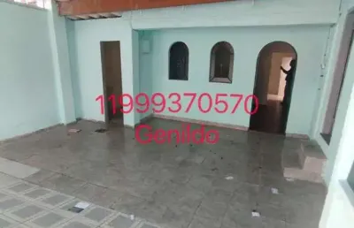 Casa térrea com 2 quartos, 2 vagas, salão comercial fl55