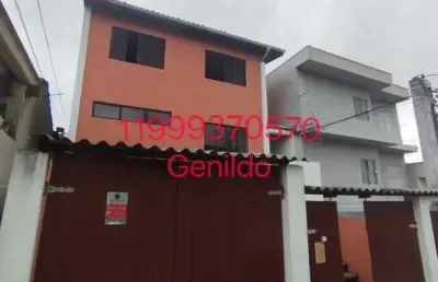 Sobrado com 6 quartos, 3 banheiros, 4 vagas, próximo da usp,  fácil acesso ao metro, aceita pet fl55