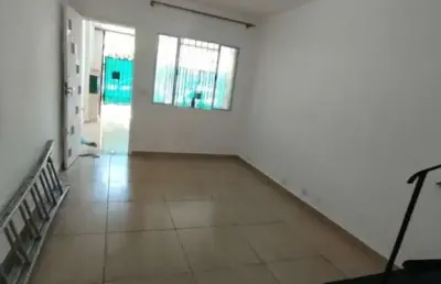 Casa em condomínio fechado com 3 quartos para alugar na Rua Armando D'Almeida, 2147483647, Jardim Rizzo, São Paulo