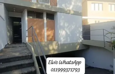 Casa em condomínio fechado com 4 quartos para alugar na Rua João Della Manna, Rolinópolis, São Paulo