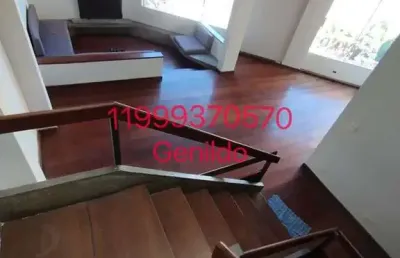 Casa  com 4 quartos sendo 2 suites 1 suite master 5 vagas salão escritório edicula  quintal fl55