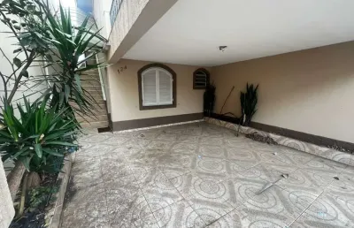 Casa com 3 quartos para alugar na Rua Flávio Cescon, 421, Vila Gomes, São Paulo