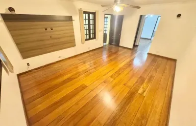 Lindo sobrado a venda 3 dorms suite  2 vagas em local priveligiado metrô metrô vila sônia
