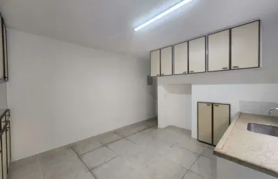 Casa com 3 quartos à venda na Rua José Eduardo Nunes, 30, Vila Sônia, São Paulo