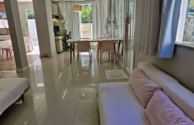 Espetacular casa condomínio fechado churrasqueira piscina privadas 3 suítes 4bhrs repleta marcenaria