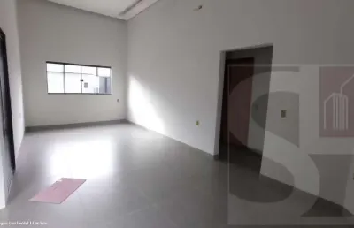 Casa para venda em uberlândia, verde vida, 3 dormitórios, 1 suíte, 2 banheiros, 2 vagas