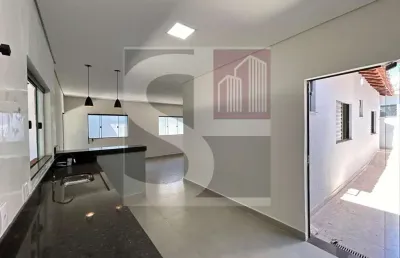 Casa para venda em uberlândia, nova uberlândia, 3 dormitórios, 2 suítes, 3 banheiros, 4 vagas