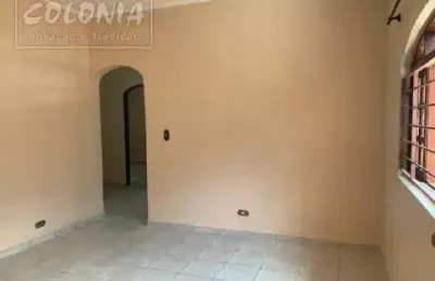 Casa com 2 quartos para alugar no Jardim Utinga, Santo André 