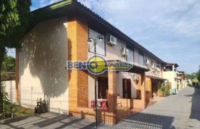 Sobrado amplo 2 dormitórios, ótima localização 500 metros da avenida, garagem, aceita financiamento