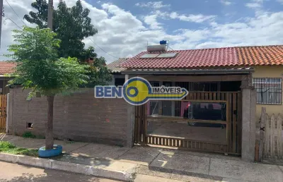 Casa a venda no bairro breno garcia em gravatai na rua ubiratama n  129, pronta para morar