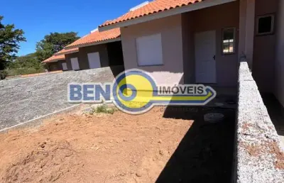 Casa de 2 dormitórios com pátio a venda em sapucaia do sul